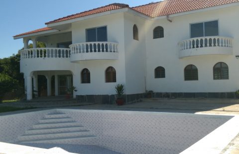 4 Acres Beach Maisonette on sale DIANI BEACH