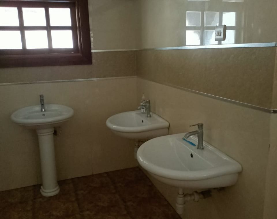8 BEDROOMS HOUSE FOR SALE IN NYALI, MOMBASA