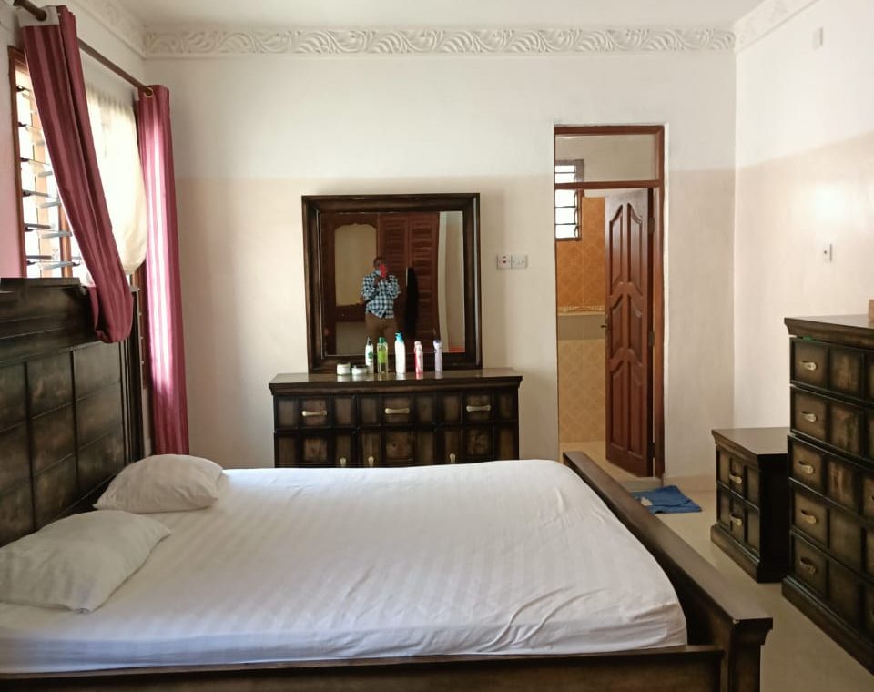 8 BEDROOMS HOUSE FOR SALE IN NYALI, MOMBASA