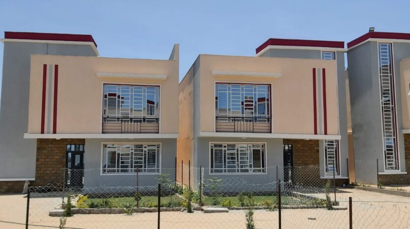 SPACIOUS 3 BEDROOMS PLUS DSQ ON SALE IN KITENGELA