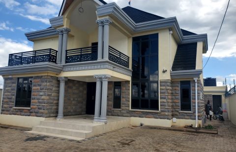 4 BEDROOM MAISONETE IN SYOKIMAU FOR SALE