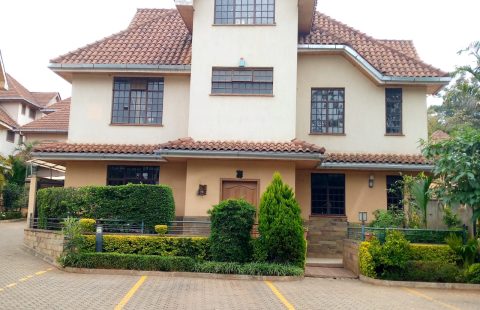 6 BEDROOM MANSION IN LAVINGTON FOR SALE