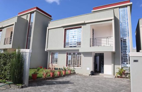 4 BEDROOMS VILLAS KITENGELA