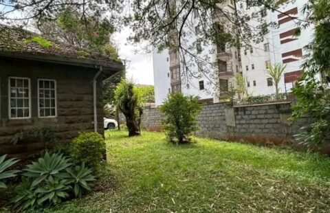 1/2 ACRE AT LAVINGTON HADHERU FOR SALE